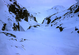 These 4 slides show clearly how difficult it was to pull and move a heavy laden sled through the ...