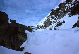 These 4 slides show clearly how difficult it was to pull and move a heavy laden sled through the ...